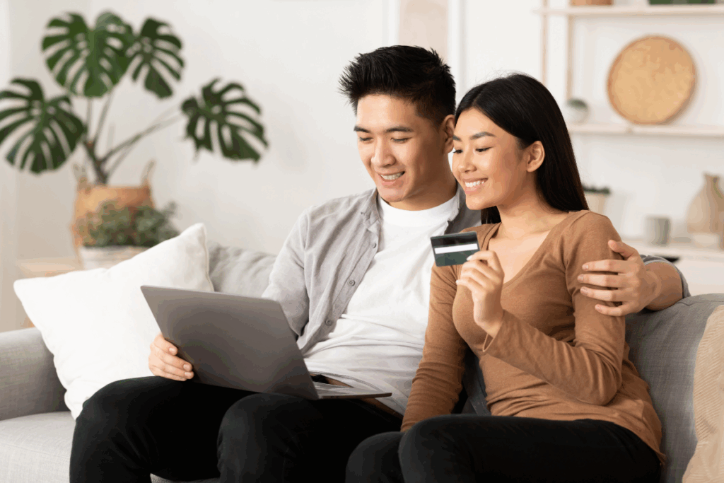 Best Credit Cards For Young Adults In Singapore (2025)