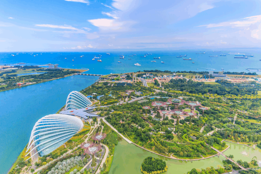 4 Best Ways to Get Around in Singapore
